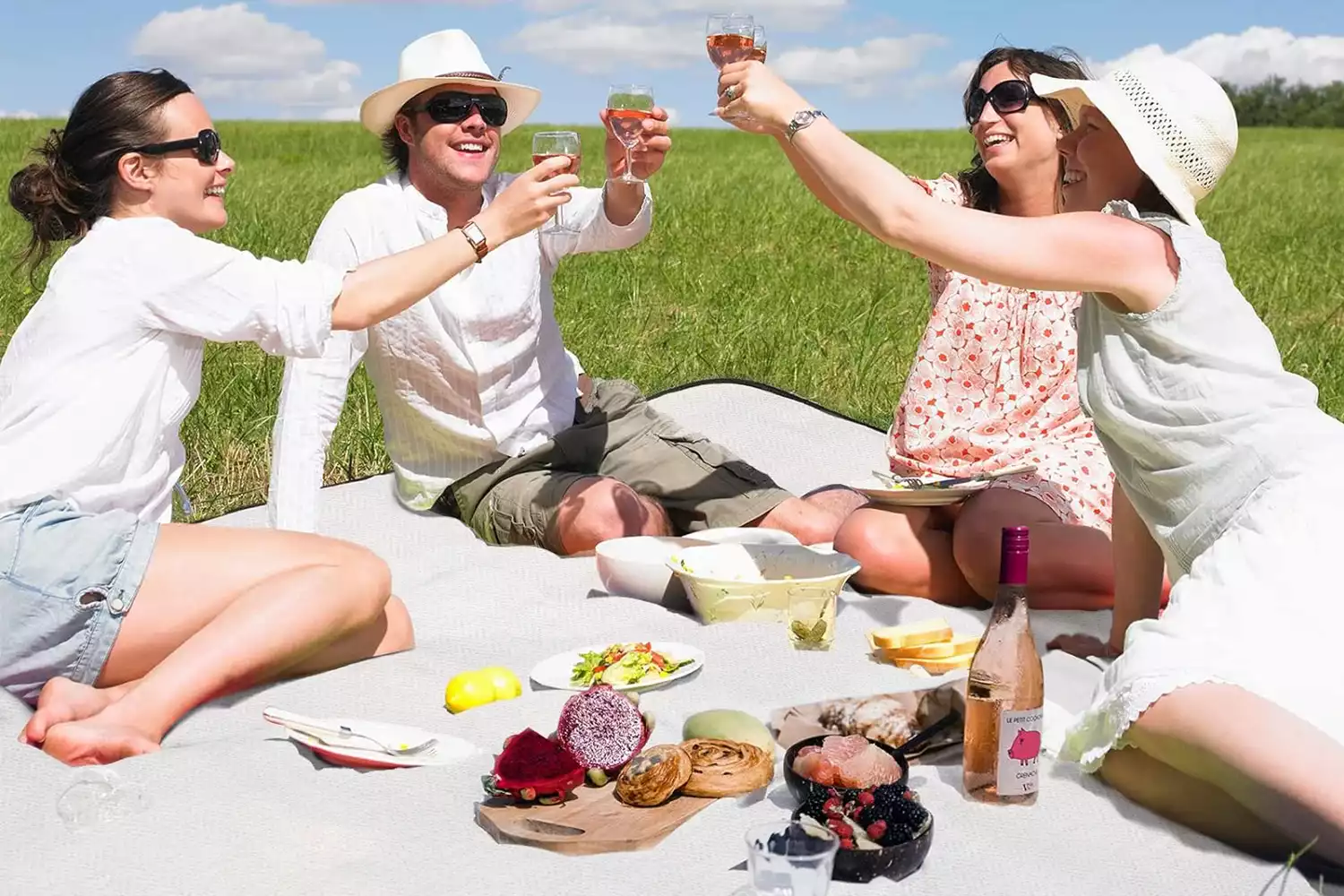 picnic blanket white